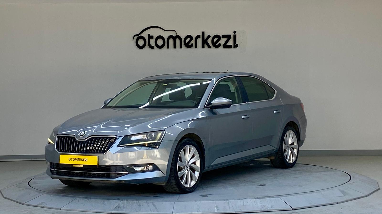 SKODA SUPERB 1